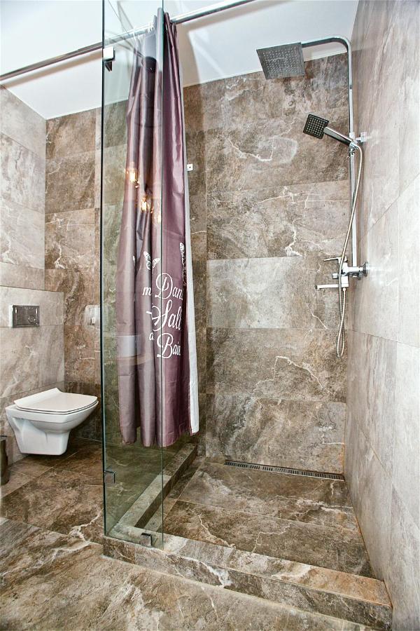 Allurapart Inn Mvz, Левобережная Мвц Kiev Exterior foto